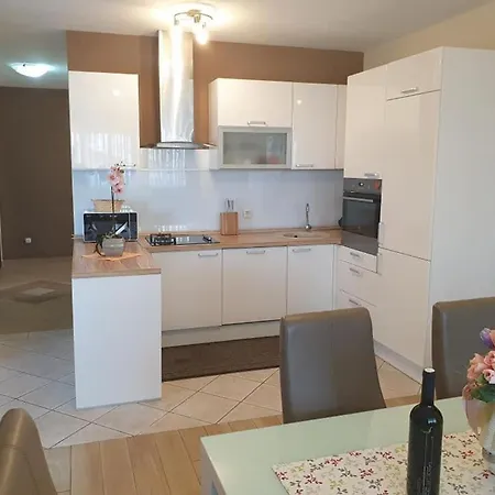 Apartment Laloli Orebic
